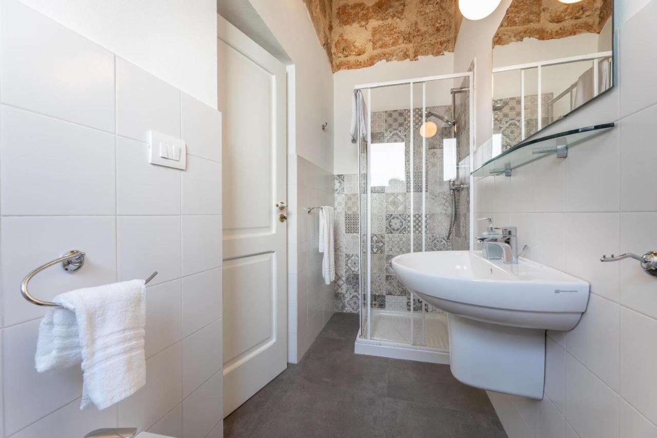 Courtyard With Pool Villa Racale Bagian luar foto