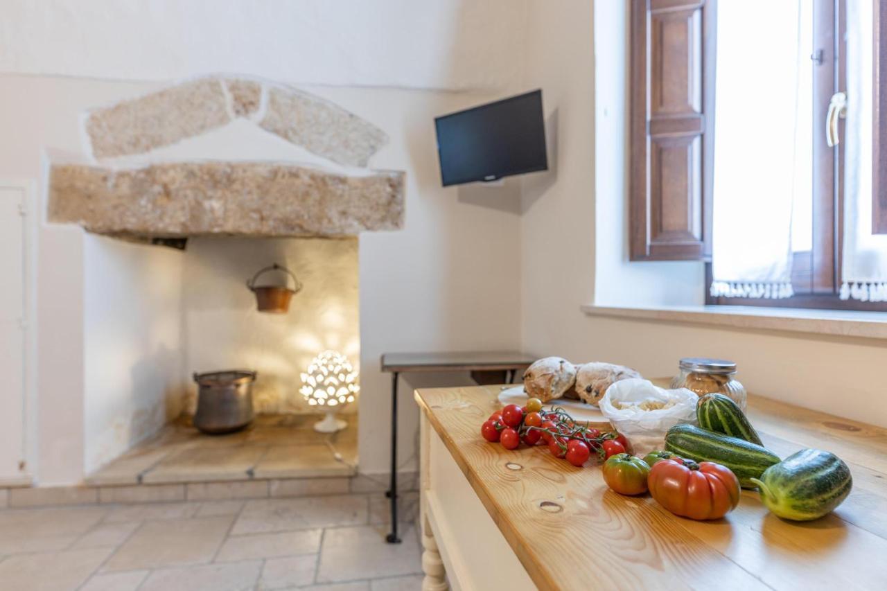 Courtyard With Pool Villa Racale Bagian luar foto